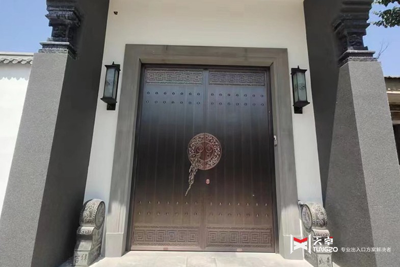 寶雞扶風中式自建房對開庭院銅門